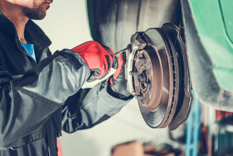 Car Brakes Repiar Services in Palmdale